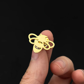 Pins abeilles graphiques en métal hyper stylisés