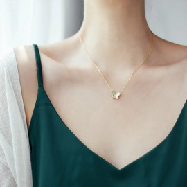 Collier papillon petit papillon ailes coquillage