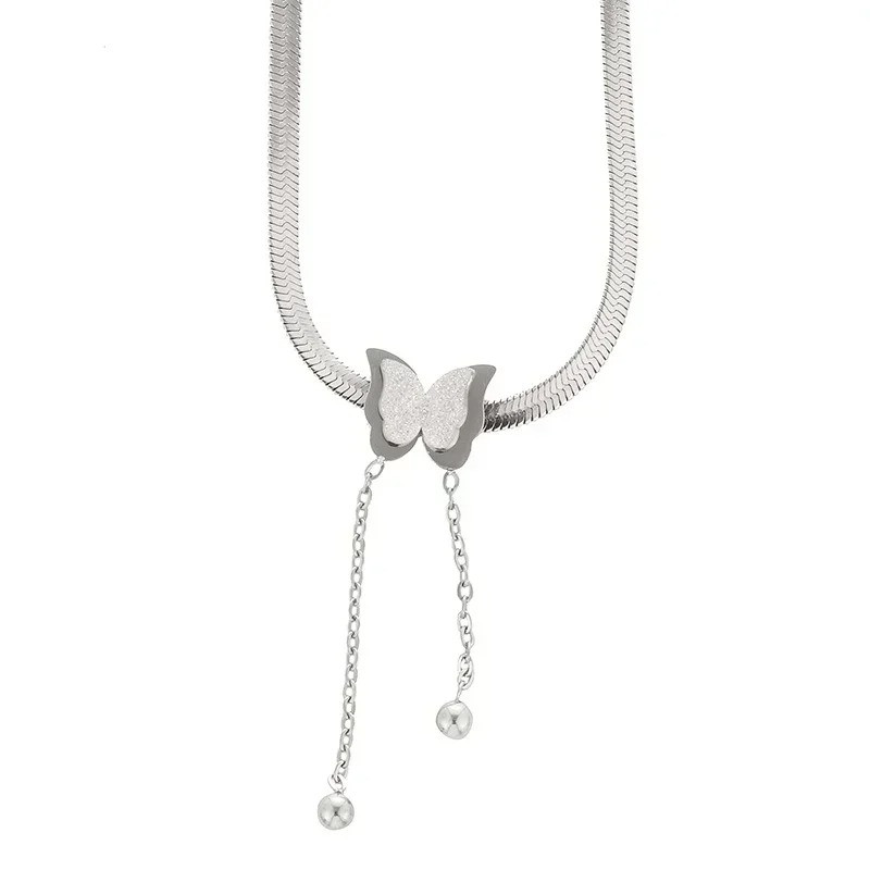 Collier papillon Design et pendants - modèle argent