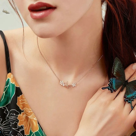 Collier papilion scintillant vol de 3 papillons et pendants