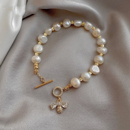 Bracelet en perle naturelleavec abeille Zircon