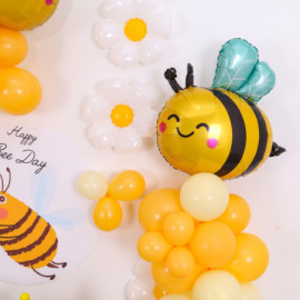 Vue Kit Décoration Festive Thème Abeille - Arc-en-Ciel de Ballons et Abeilles