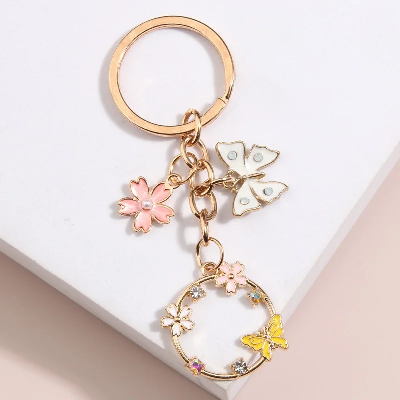 Porte-clés Fleur de Sakura et papillon - modèle 1
