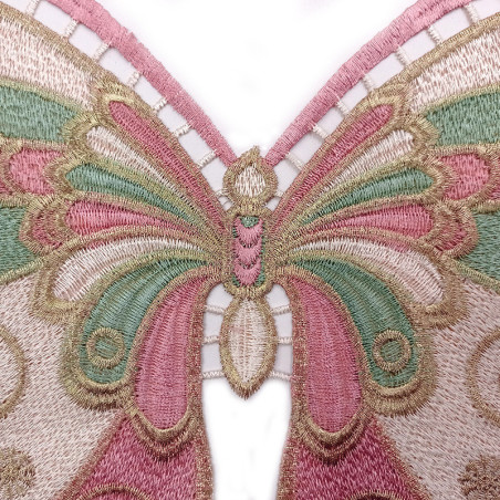 détails broderie du Grand Écusson Papillon à coudre 37cmx24cm