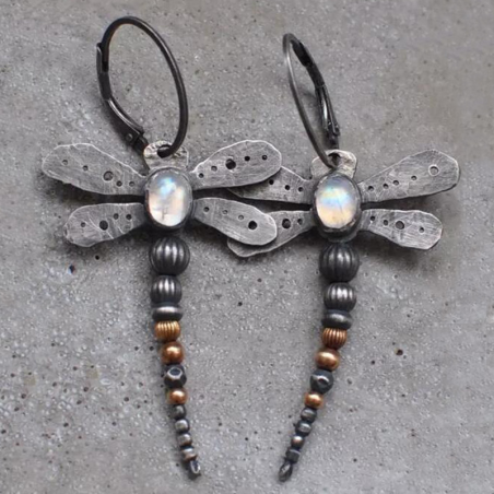 Magnifiques Boucles d'oreilles Pendantes Libéllule Design Metal