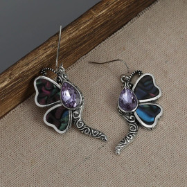 Vue complète des Boucles d'oreilles pendantes Libéllule en métal et Coquillage Ormeau Abalone
